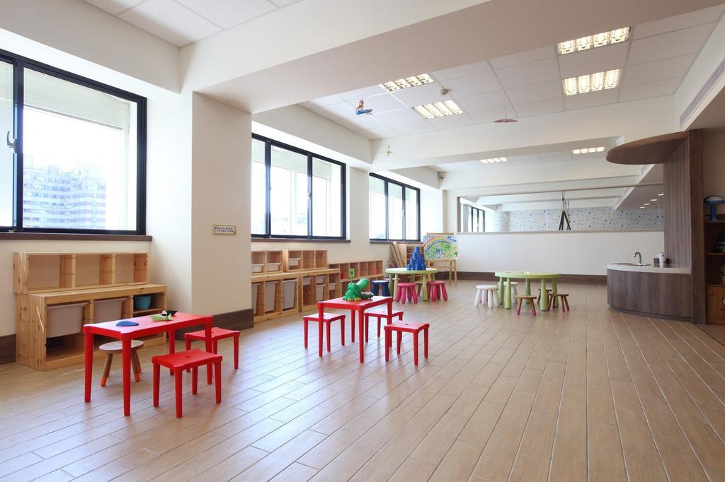 Chateau De Chine Hotel Hualien Luaran gambar Kindergarten