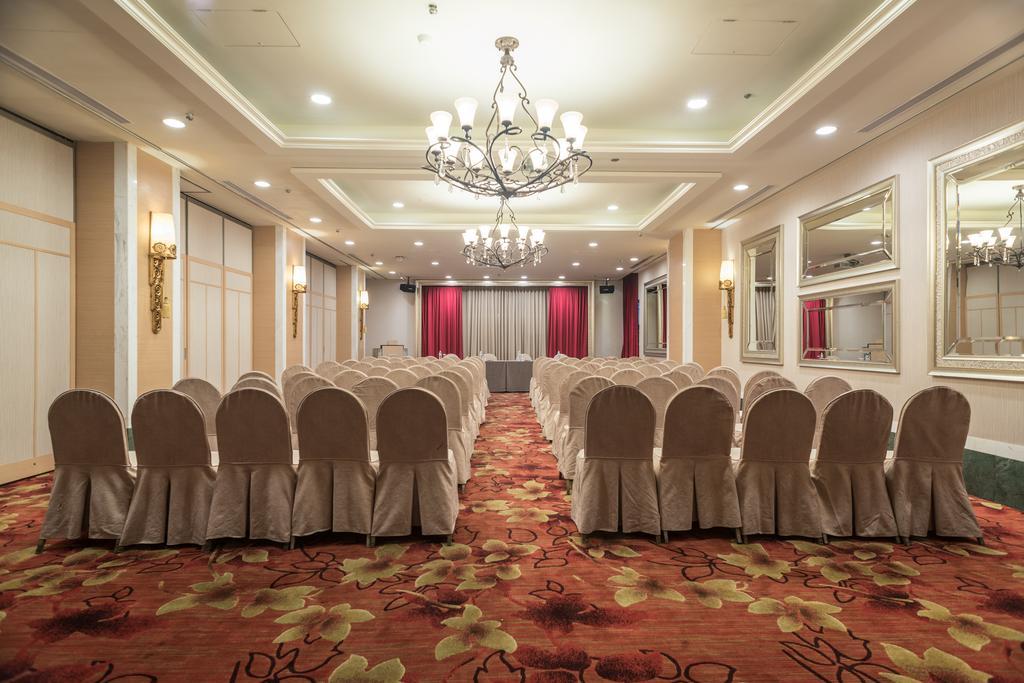Chateau De Chine Hotel Hualien Luaran gambar The ballroom